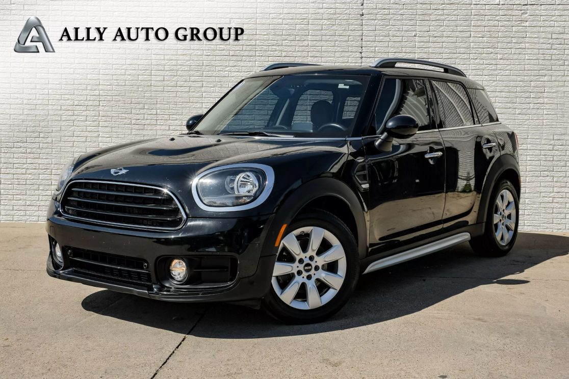 2018 MINI Countryman Base's photo