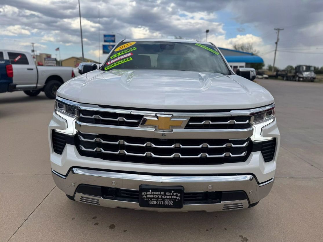 Used 2022 Chevrolet Silverado 1500 LTZ with VIN 1GCUDGED4NZ597117 for sale in Dodge City, KS