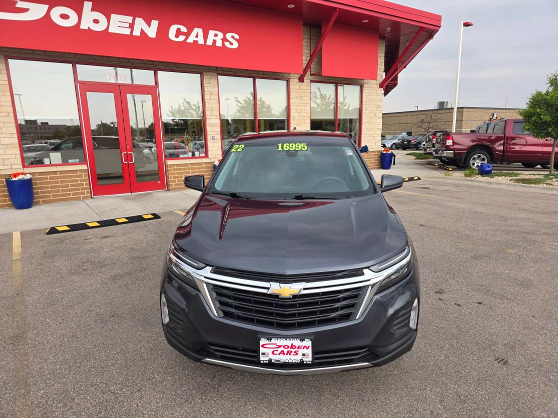Used 2022 Chevrolet Equinox LT with VIN 2GNAXKEV9N6152087 for sale in Middleton, WI