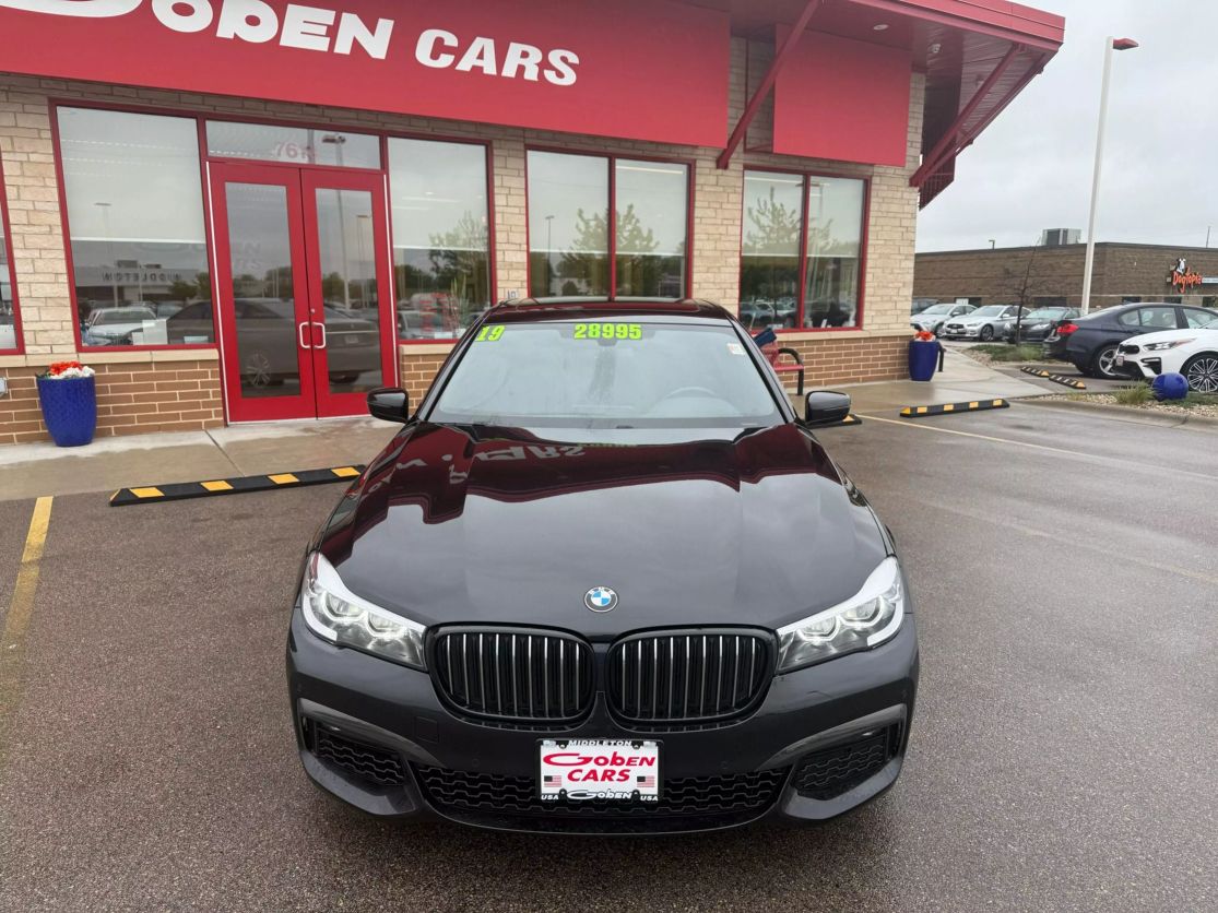 Used 2019 BMW 7 Series 740i with VIN WBA7E4C52KGV70460 for sale in Middleton, WI