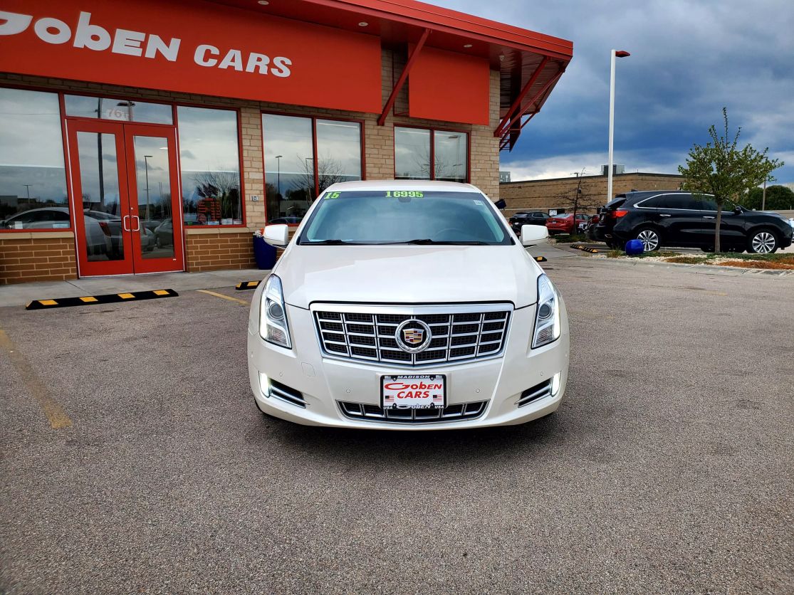Used 2015 Cadillac XTS Luxury Collection with VIN 2G61M5S36F9244007 for sale in Middleton, WI