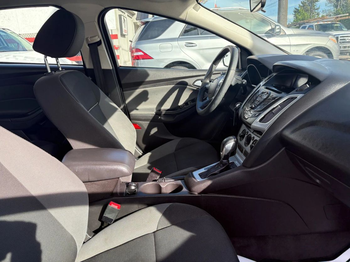 Image 10 of 2014 FORD FOCUS