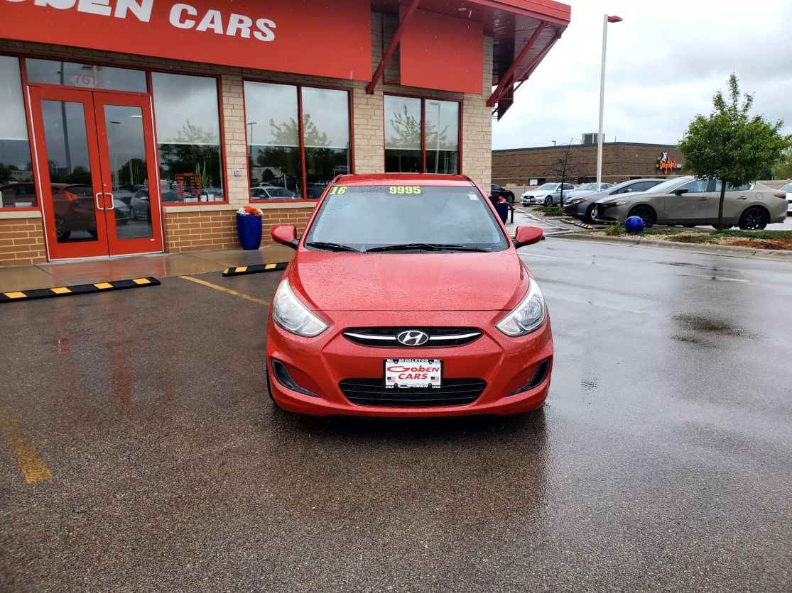 Used 2016 Hyundai Accent SE with VIN KMHCT5AE9GU271097 for sale in Middleton, WI