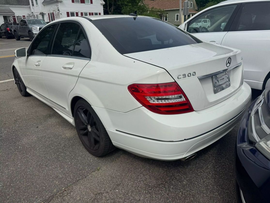 2012 Mercedes-Benz C-Class C300 Luxury