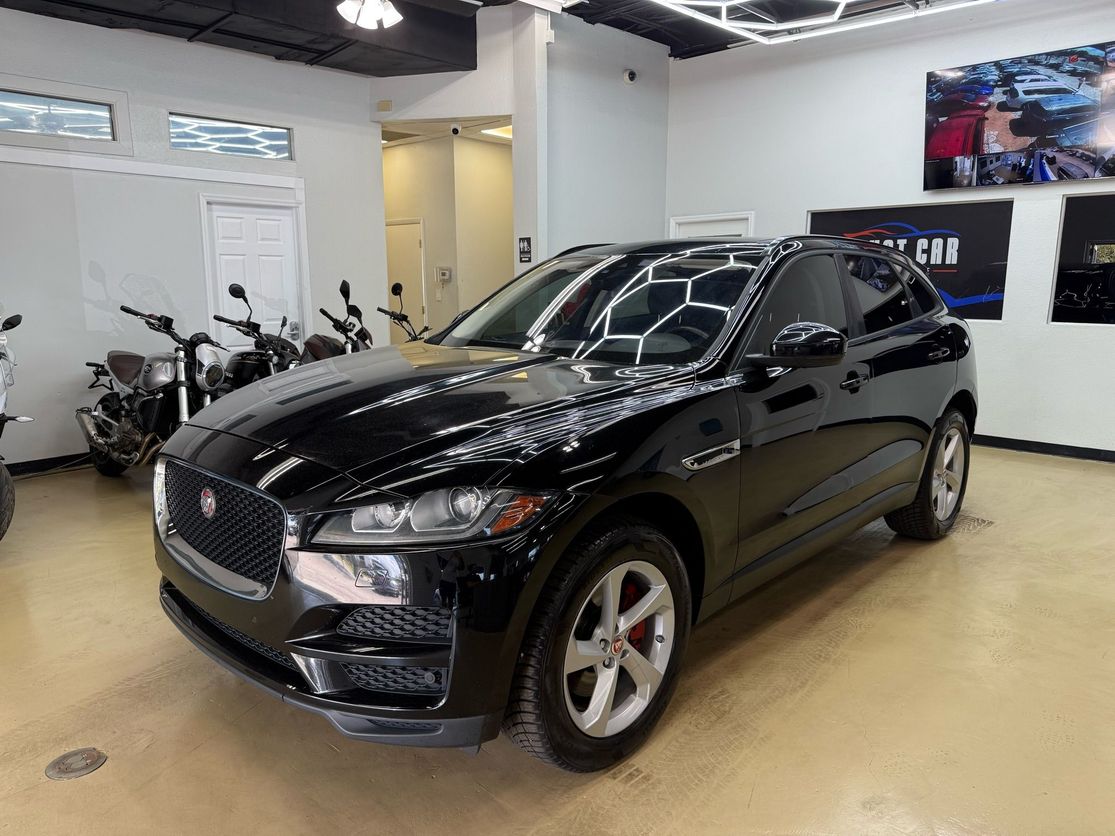 2017 Jaguar F-Pace