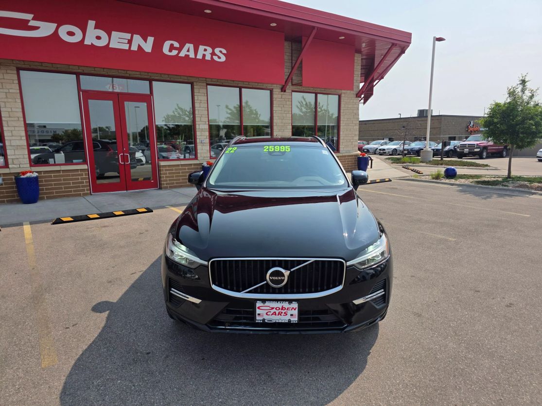 Used 2022 Volvo XC60 Momentum with VIN YV4L12RK0N1032925 for sale in Middleton, WI