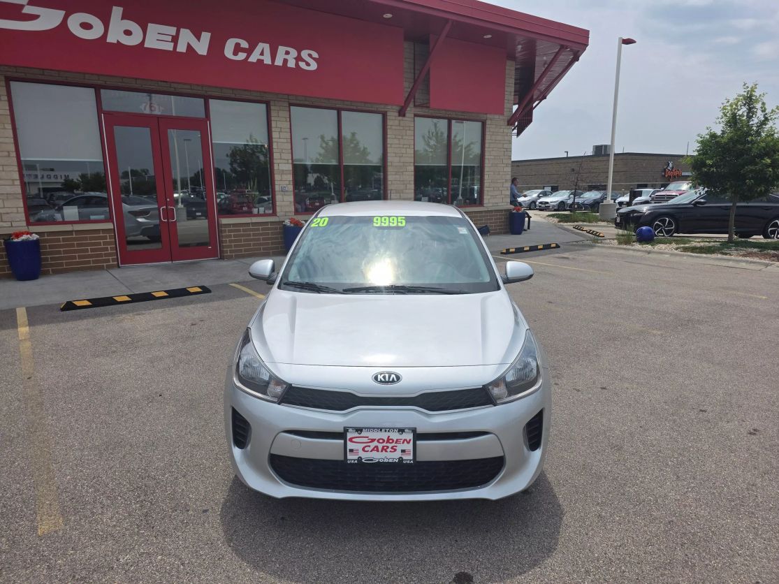 Used 2020 Kia RIO S with VIN 3KPA24AD7LE273424 for sale in Middleton, WI