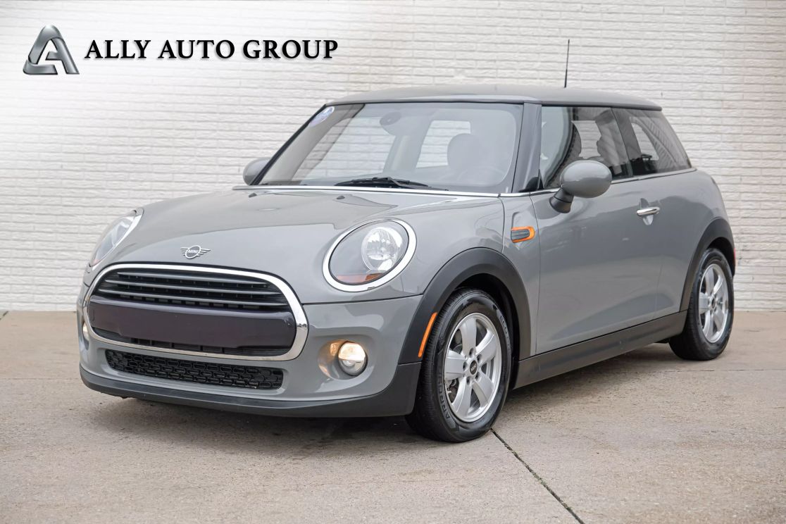 2019 MINI Hardtop 2 Door Base's photo