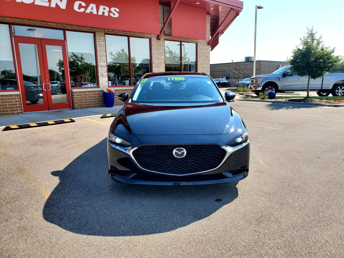 Used 2022 Mazda Mazda3 S with VIN JM1BPAALXN1504267 for sale in Middleton, WI