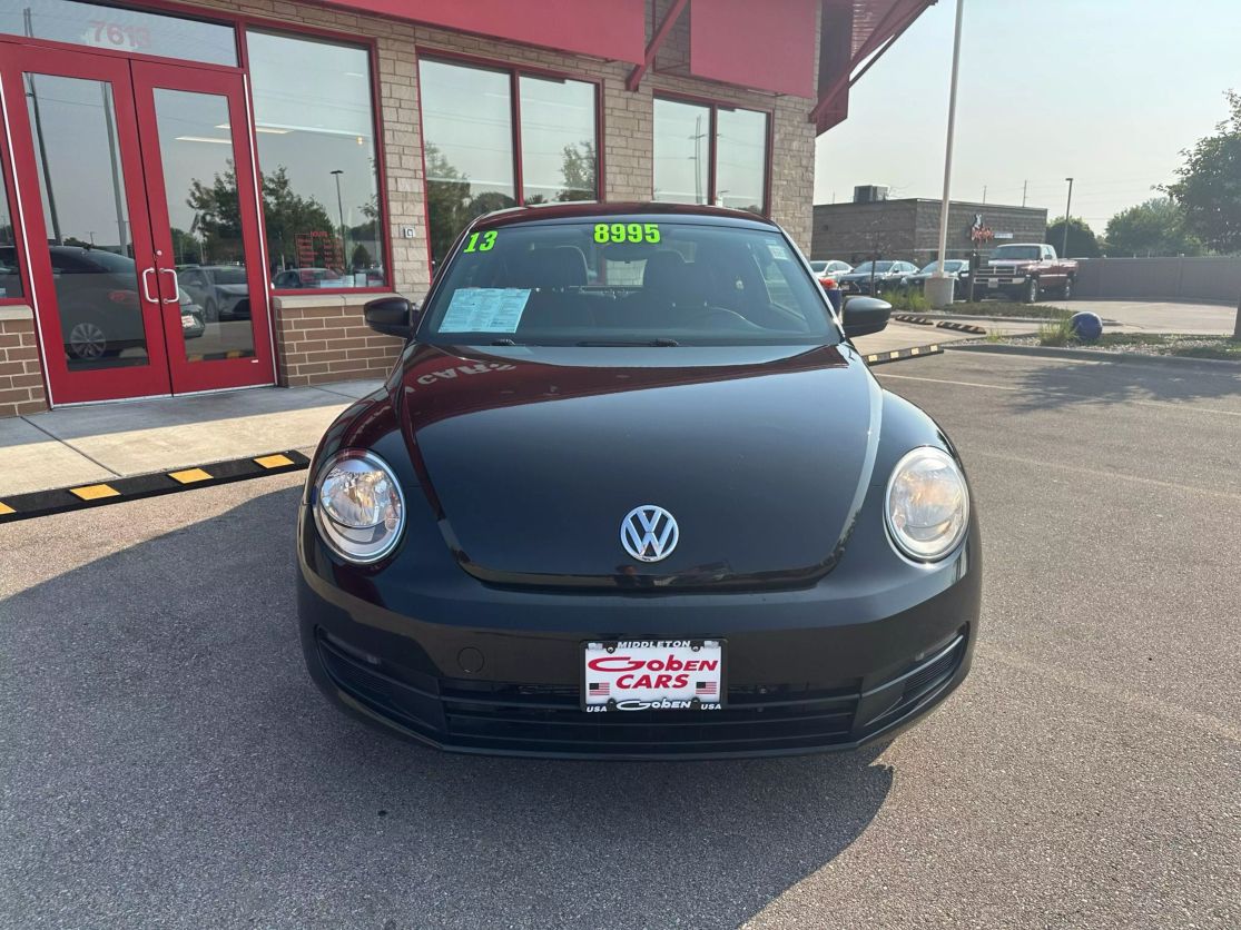 Used 2013 Volkswagen Beetle 2.5 with VIN 3VWFP7AT8DM656342 for sale in Middleton, WI