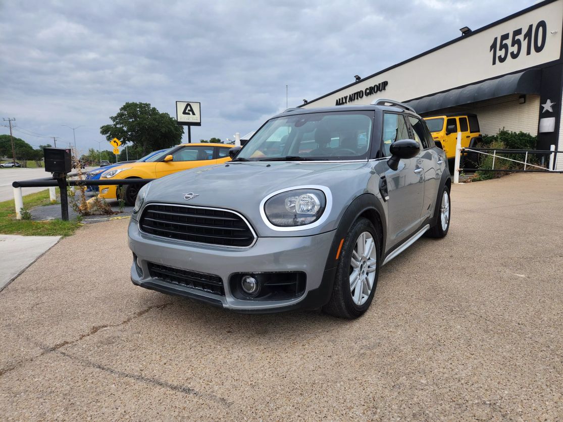 2020 MINI Countryman Base's photo