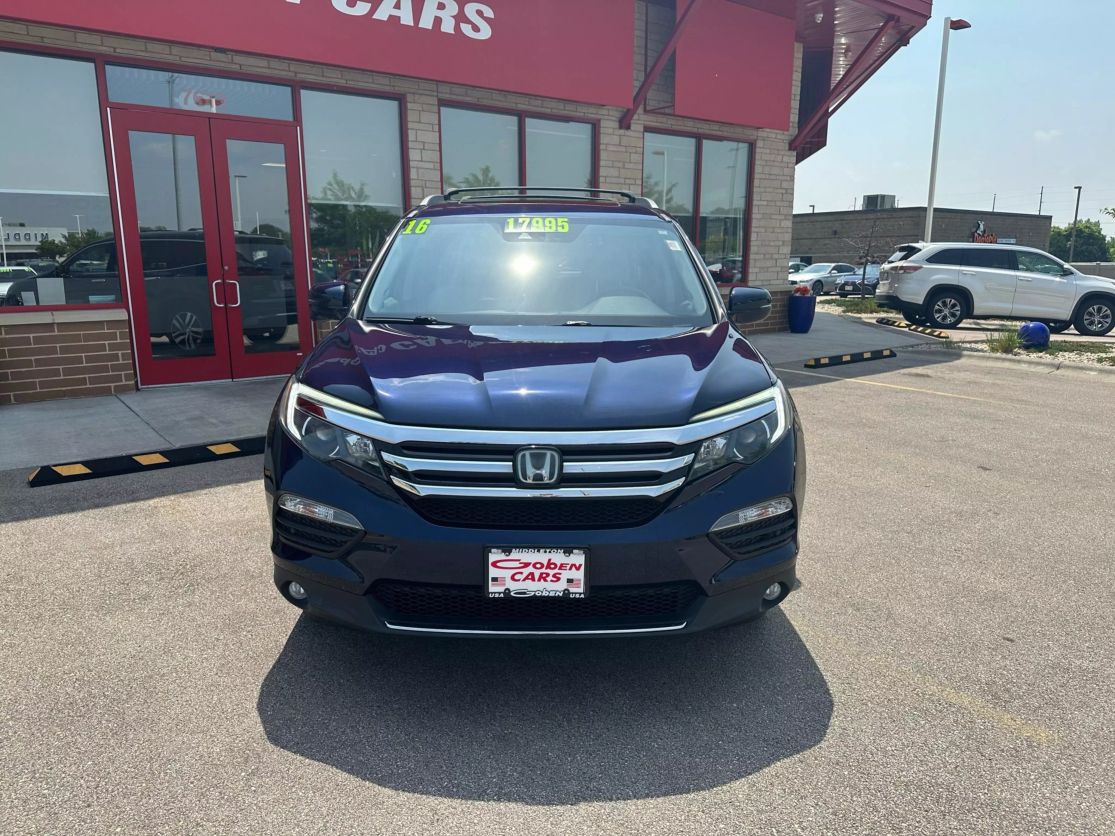 Used 2016 Honda Pilot Touring with VIN 5FNYF6H91GB018140 for sale in Middleton, WI