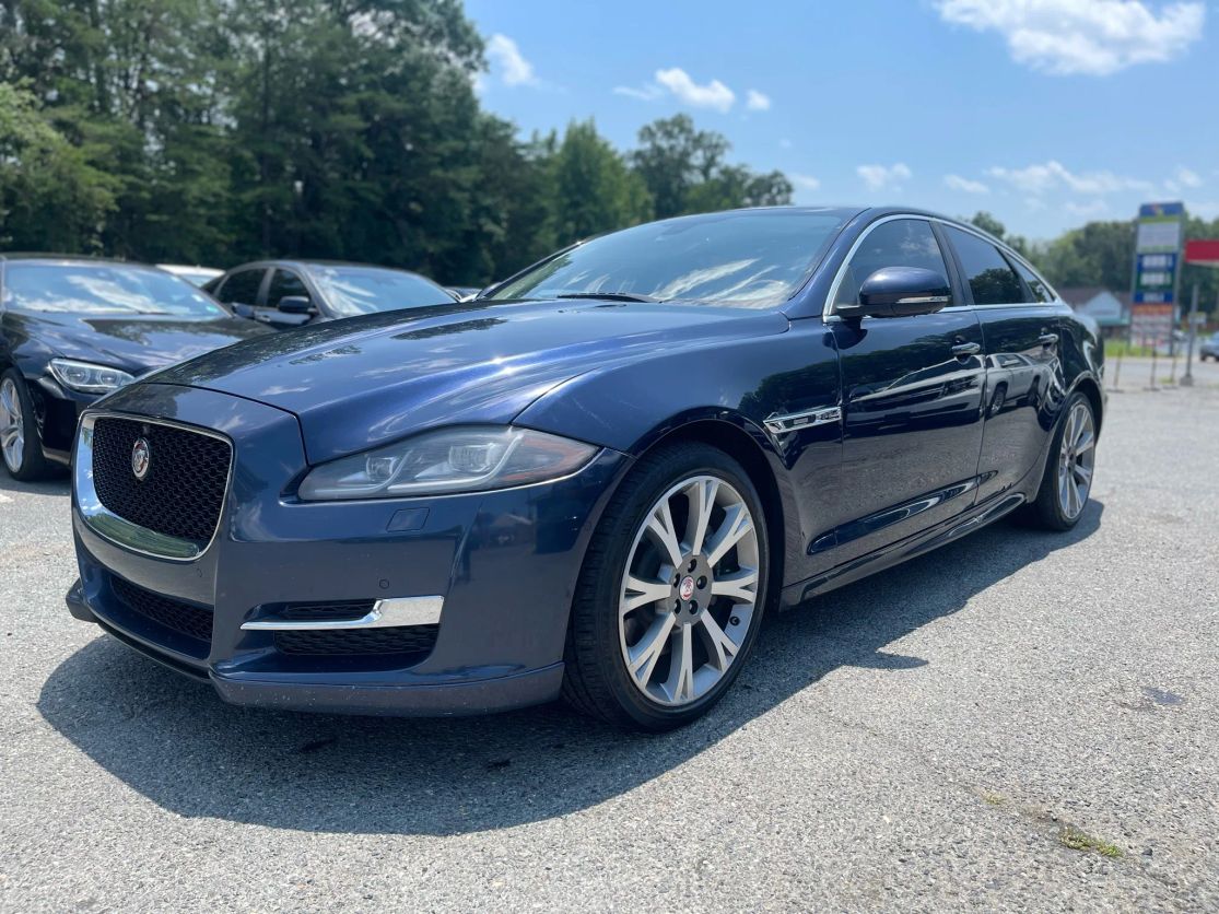 2016 Jaguar XJ