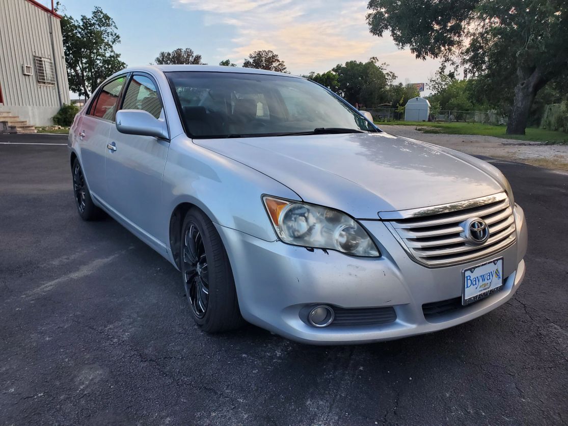 2009 Toyota Avalon XL