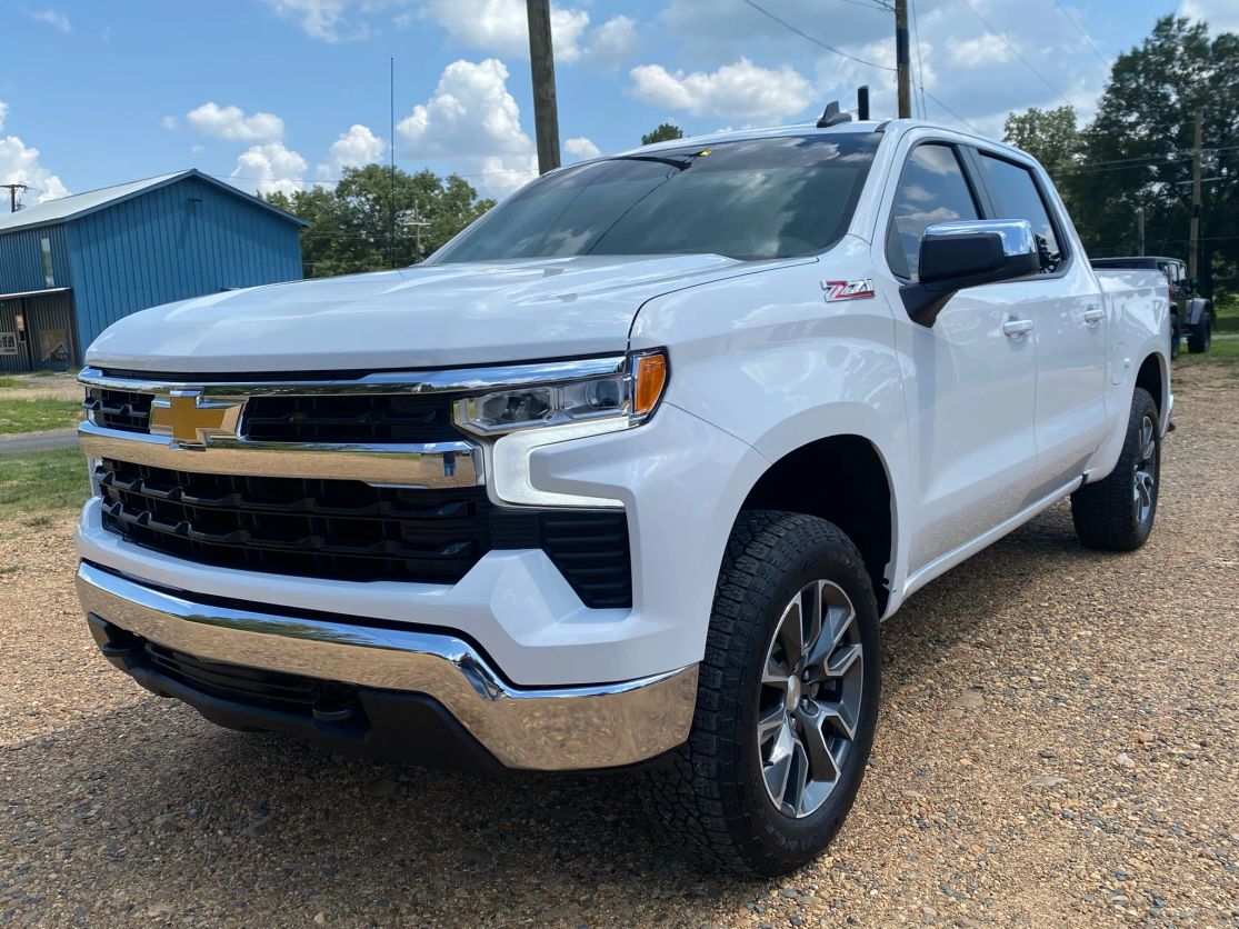 2024 Chevrolet Silverado 1500 LT