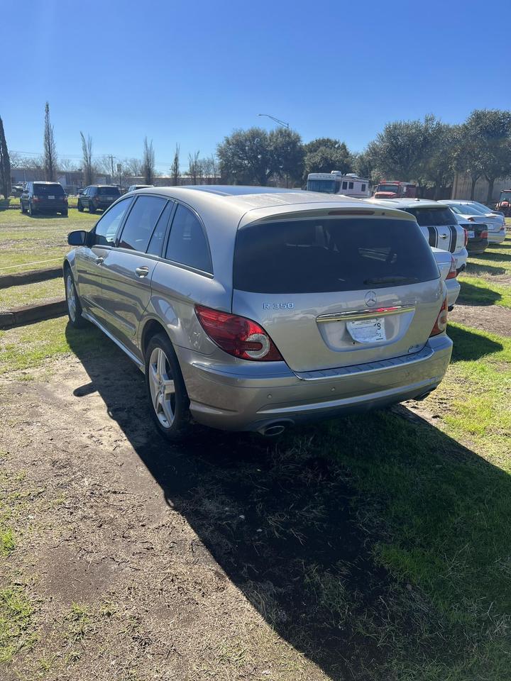 2008 Mercedes-Benz R-Class R350 photo 2