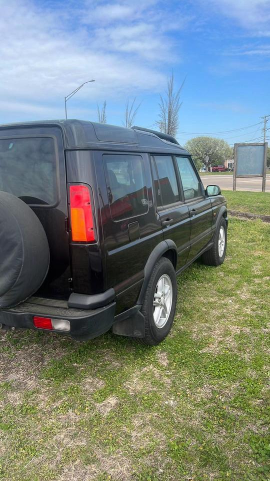 2004 Land Rover Discovery SE photo 4