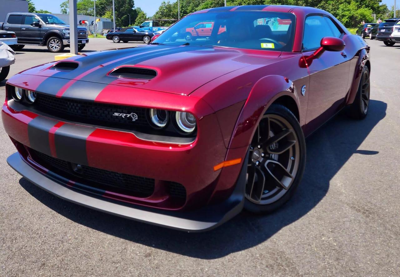 2023 Dodge Challenger SRT photo 21