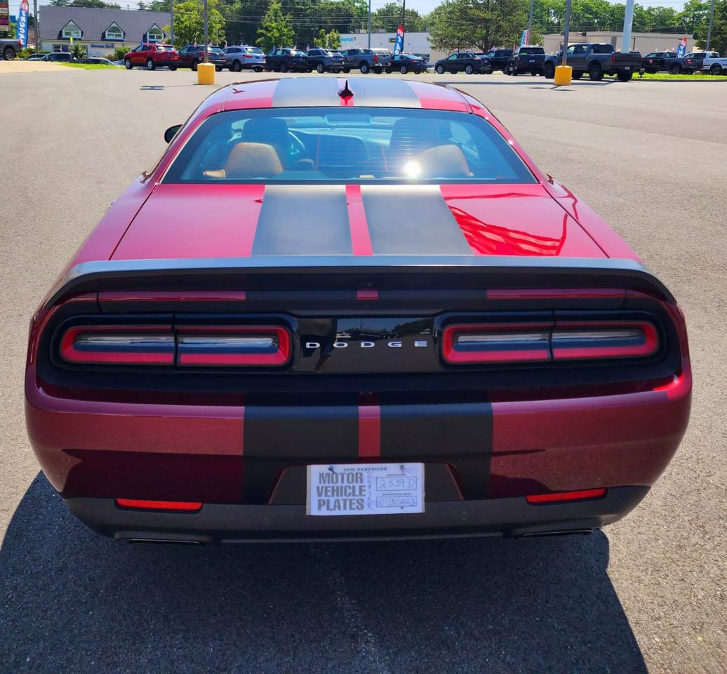 2023 Dodge Challenger SRT photo 11