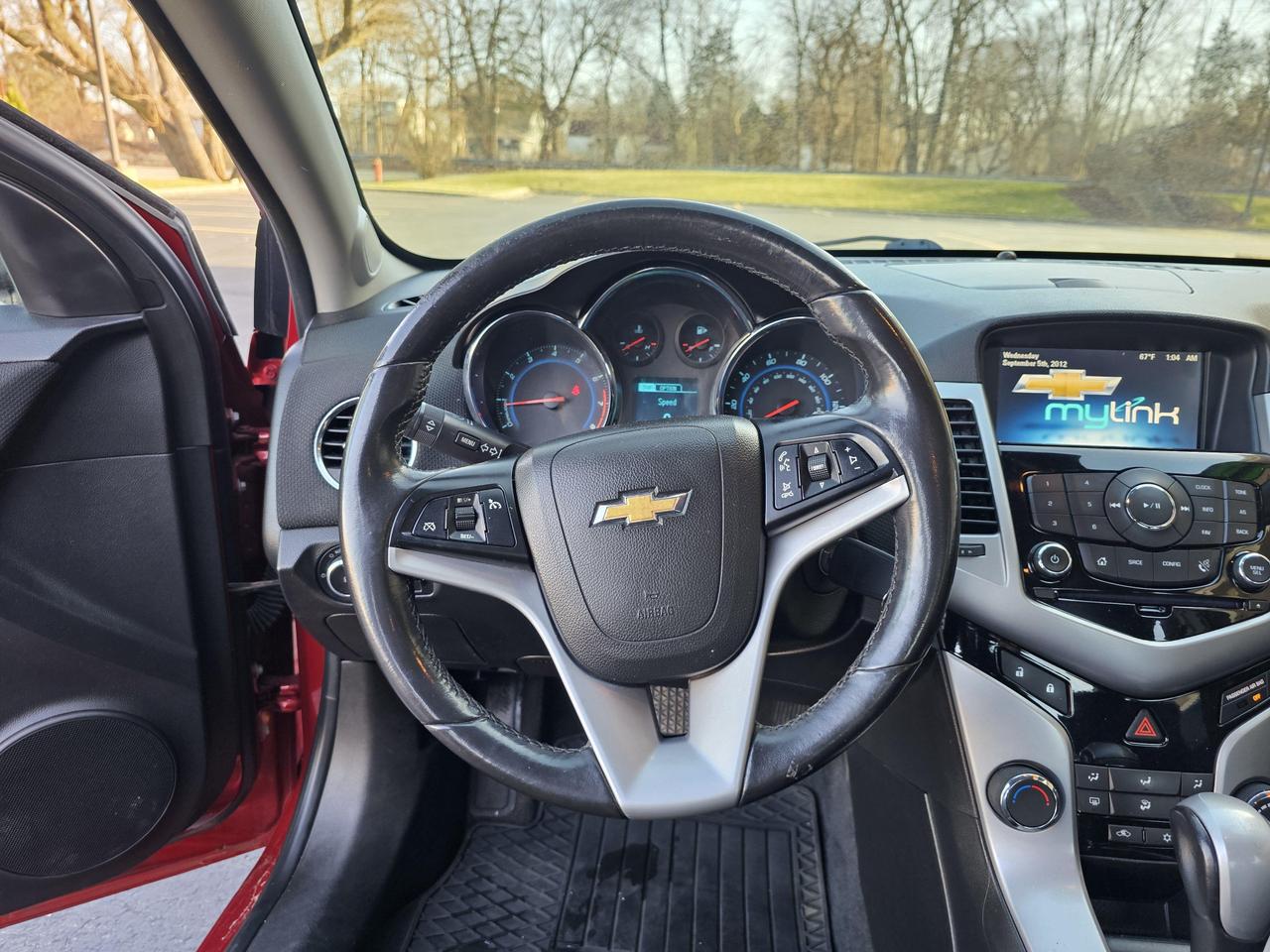 2014 Chevrolet Cruze 1LT photo 45