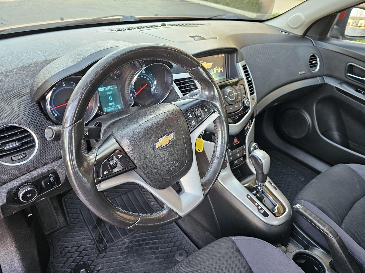 2014 Chevrolet Cruze 1LT photo 37