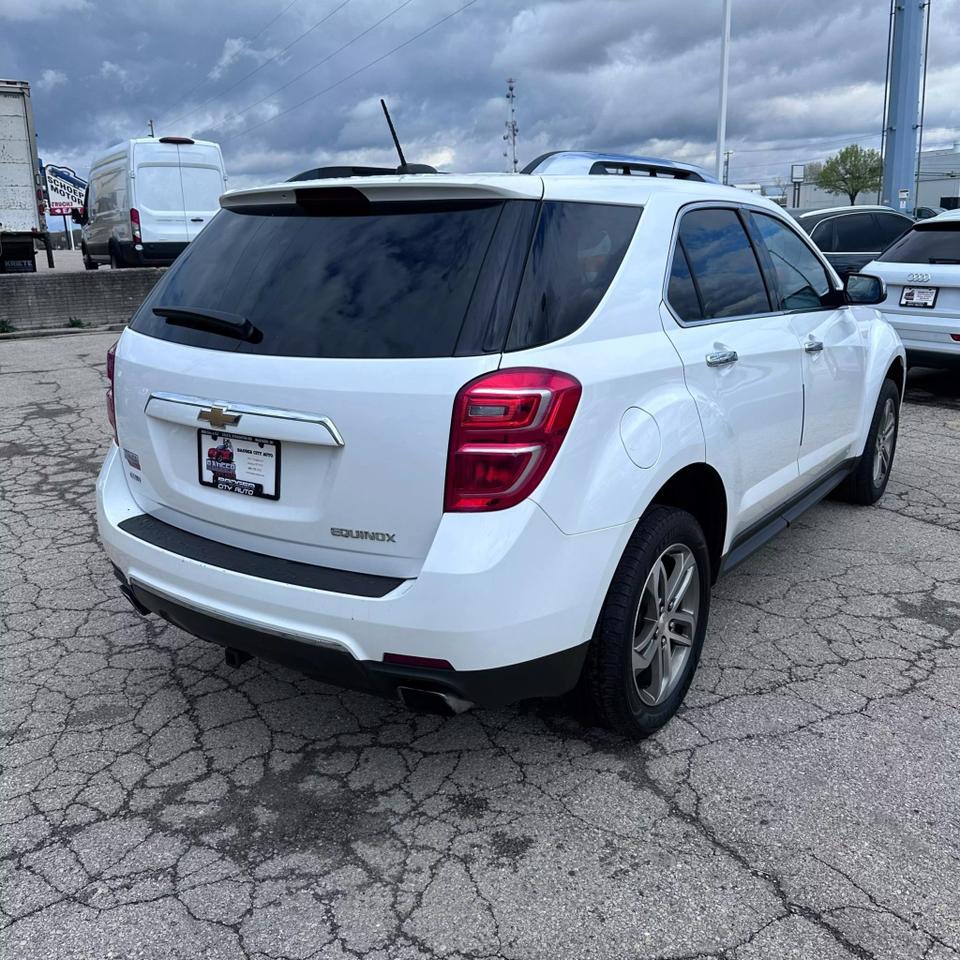 2016 Chevrolet Equinox LTZ photo 2