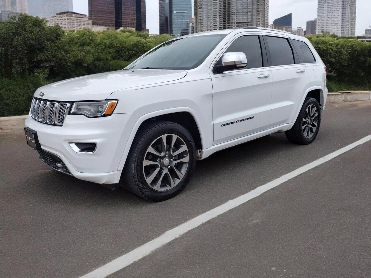 2017 Jeep Grand Cherokee Overland photo 41