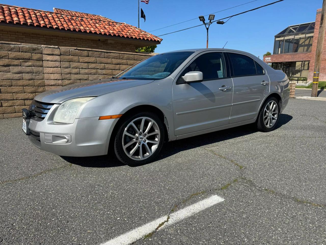 2008 Ford Fusion SE photo 3