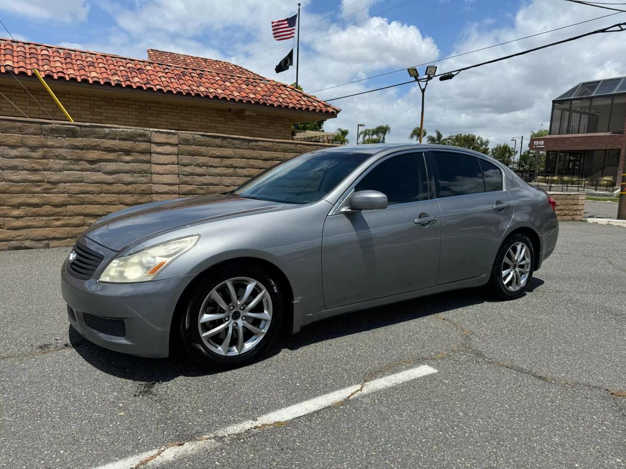 2008 INFINITI G 35 Journey photo 3