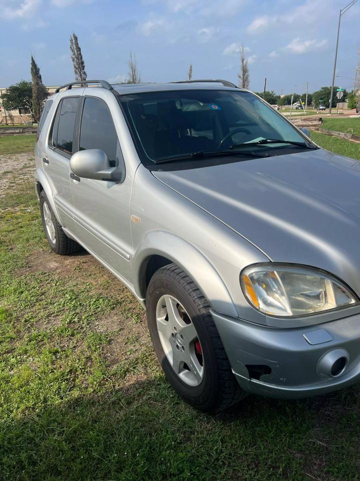 2001 Mercedes-Benz M-Class ML55 AMG photo 5