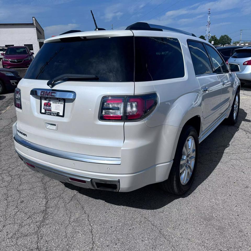 2016 GMC Acadia Denali photo 2