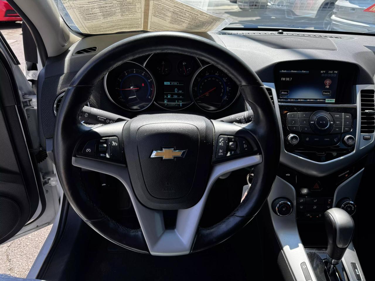 2015 Chevrolet Cruze 2LT photo 13