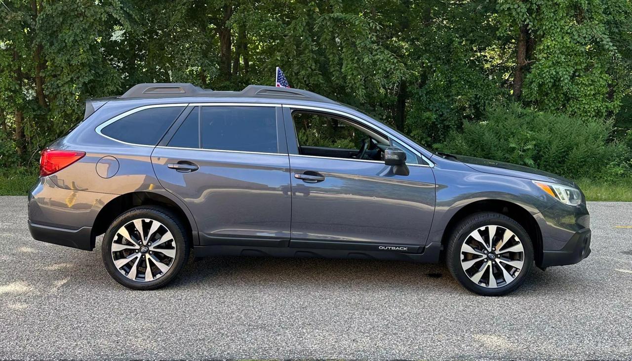 2015 Subaru Outback Limited photo 7