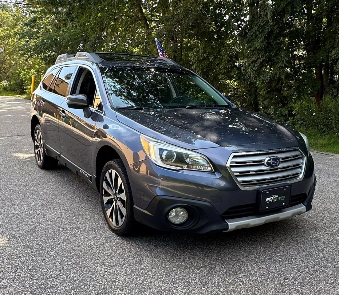 2015 Subaru Outback Limited photo 3