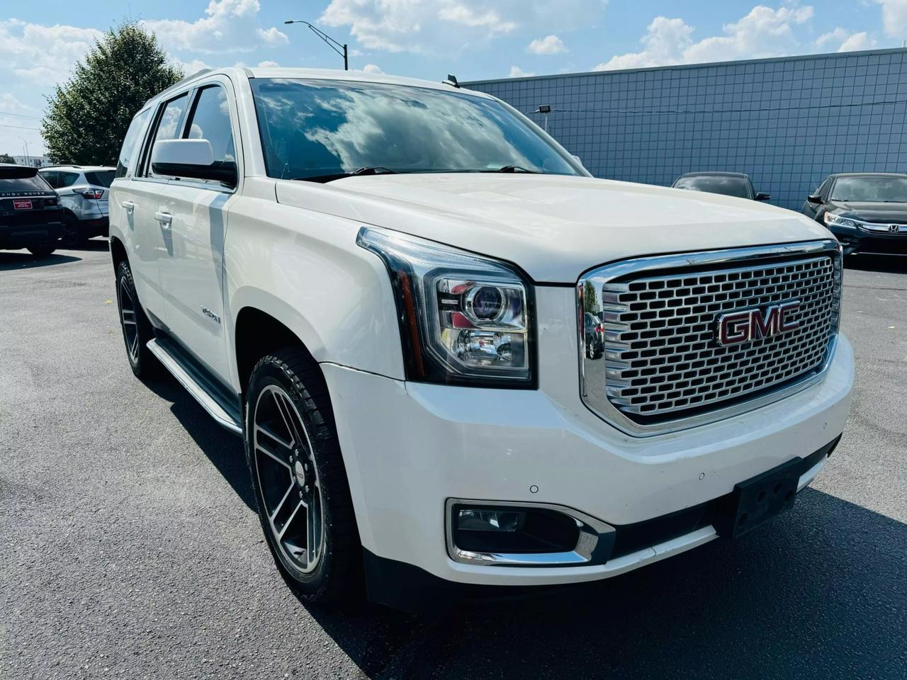 2015 GMC Yukon SLT photo 11