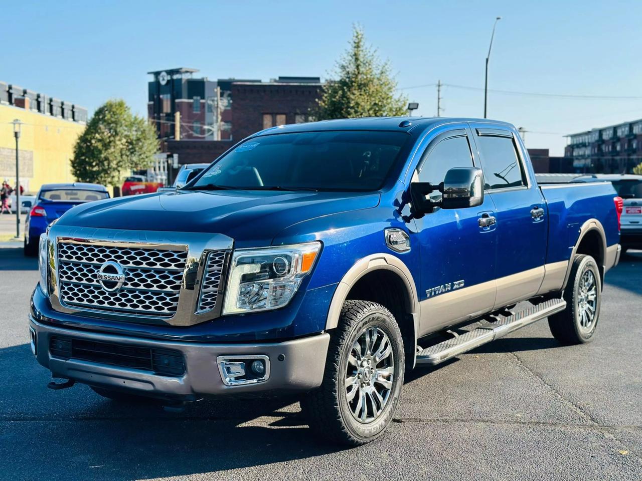 2016 Nissan Titan XD Platinum Reserve photo 49