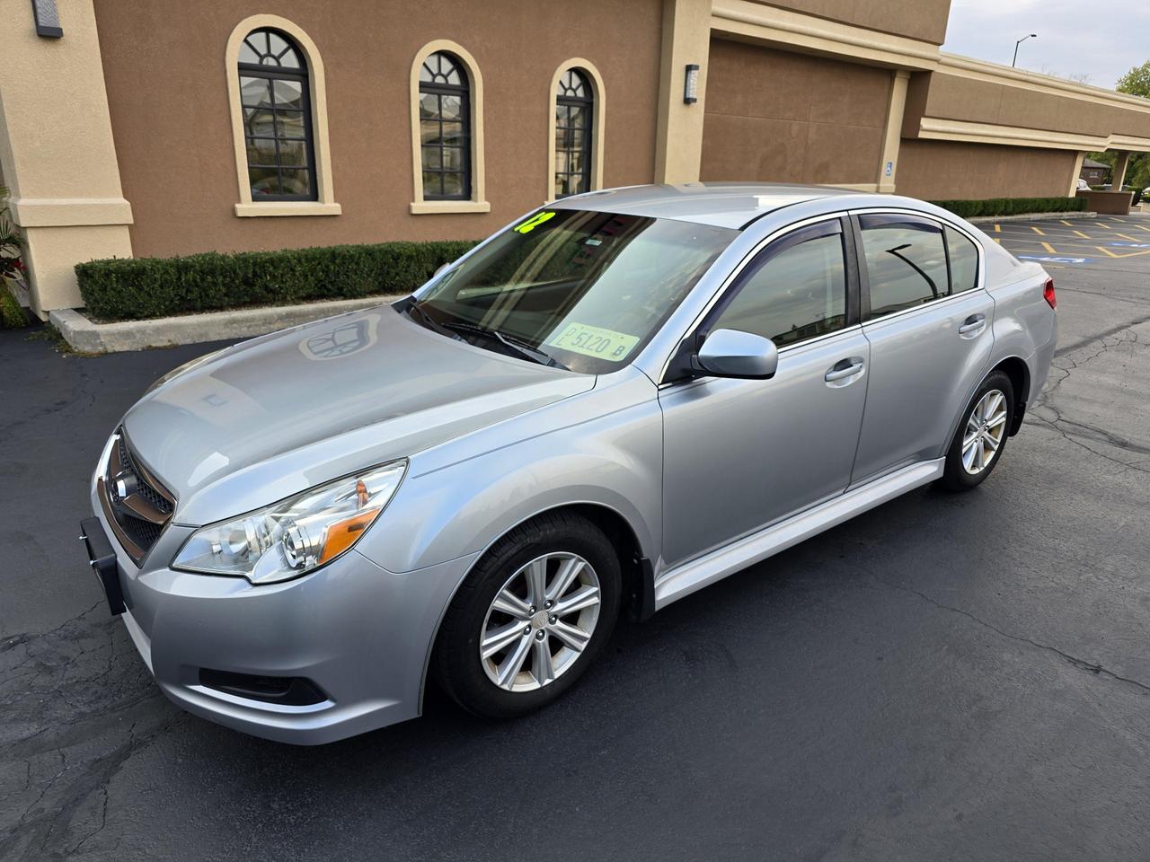 2012 Subaru Legacy I Premium photo 13