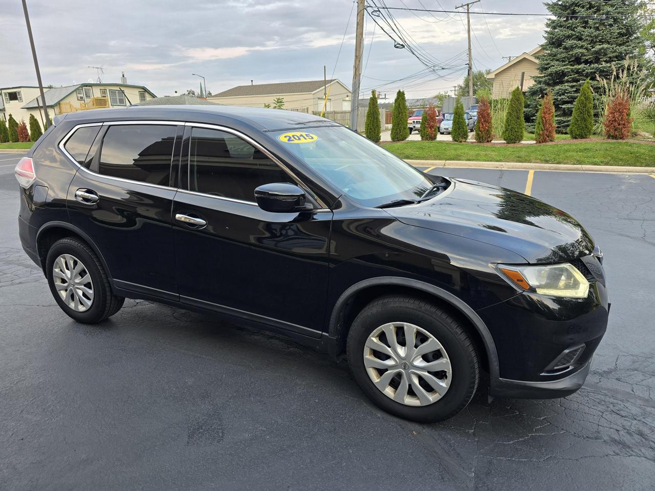 2015 Nissan Rogue S photo 29