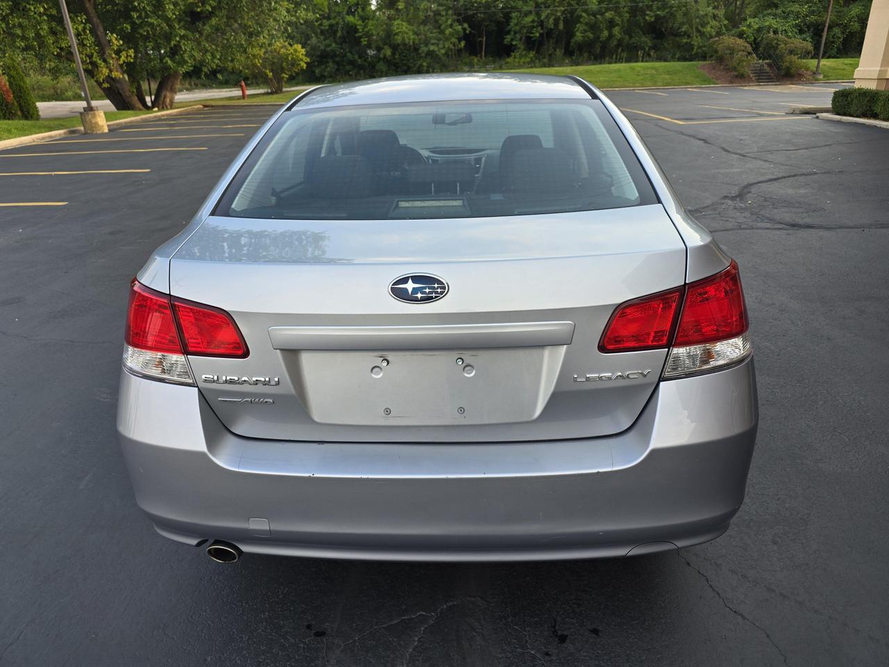 2012 Subaru Legacy I Premium photo 23