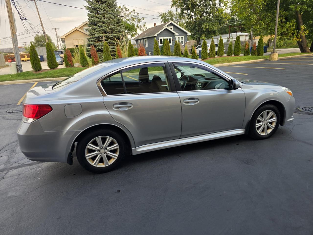 2012 Subaru Legacy I Premium photo 31