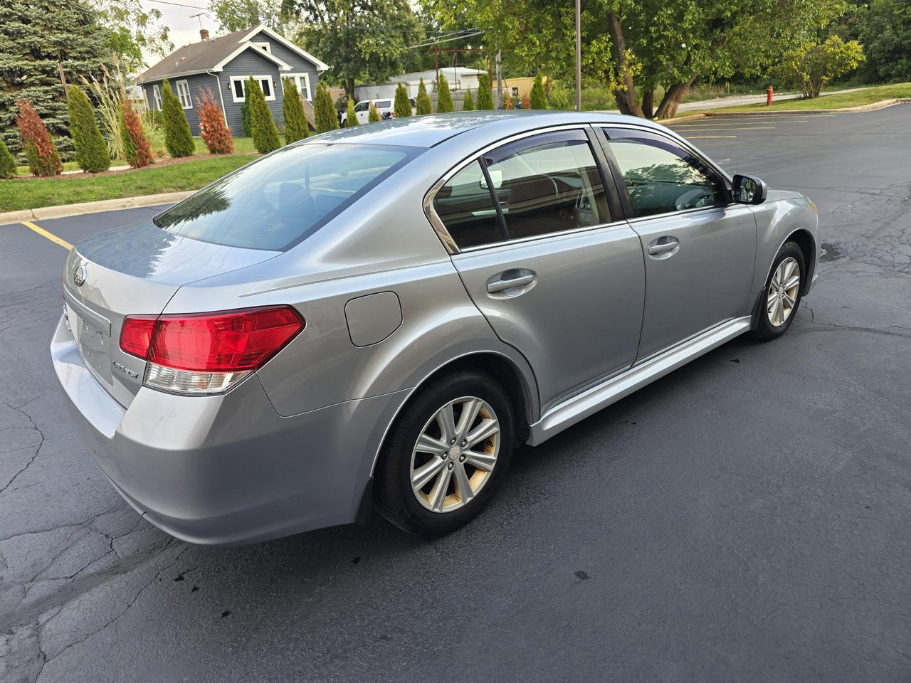 2012 Subaru Legacy I Premium photo 29