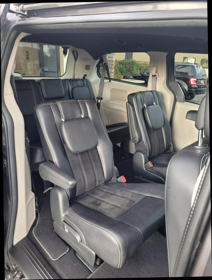 2019 Dodge Grand Caravan SXT photo 13