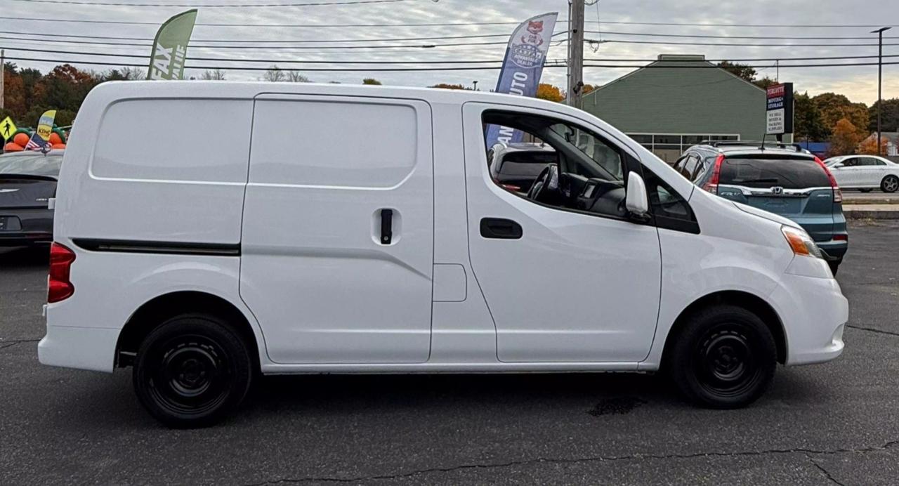 2020 Nissan NV200 SV photo 15