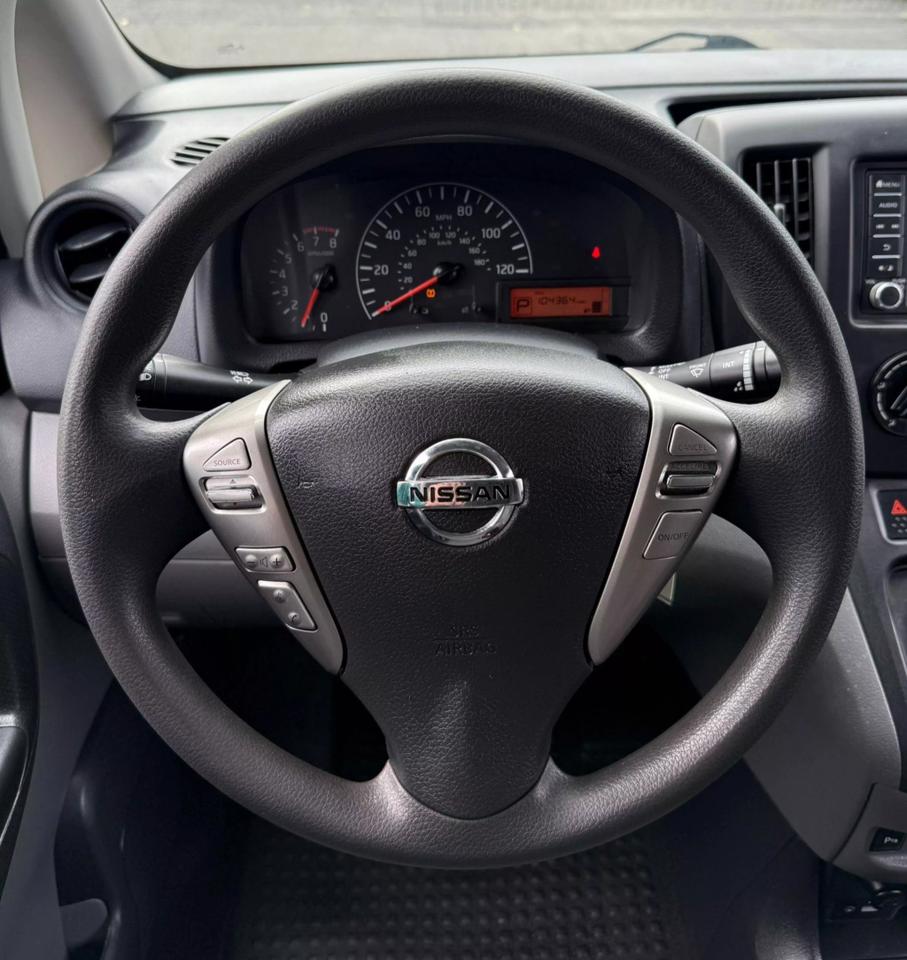 2020 Nissan NV200 SV photo 35