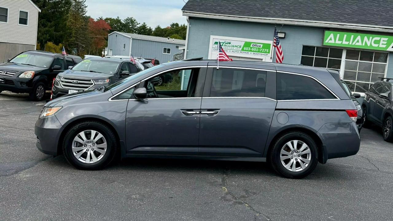 2016 Honda Odyssey EX-L photo 17