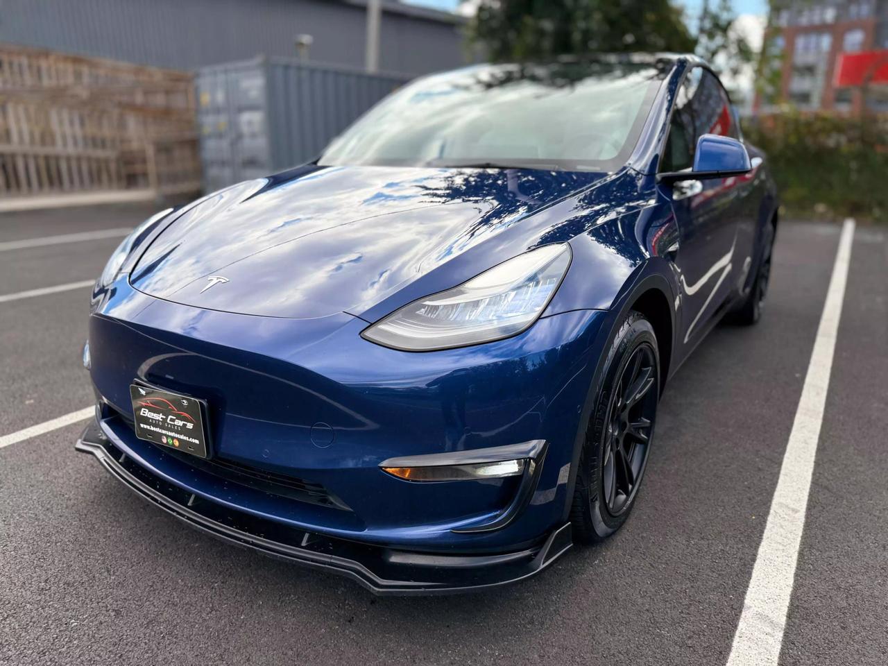 2021 Tesla Model Y Long Range photo 3