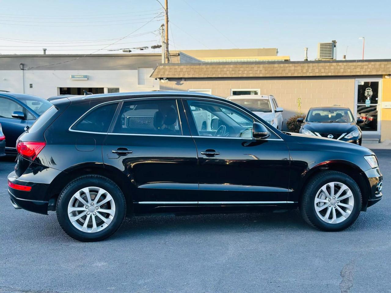 2013 Audi Q5 Premium photo 23