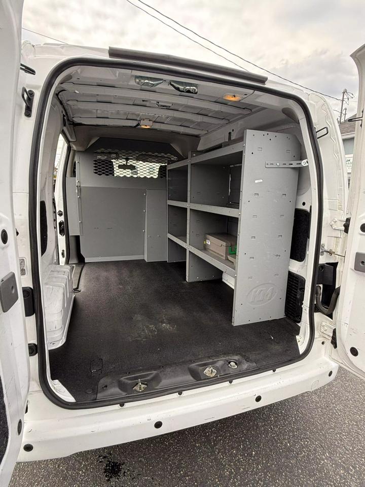 2020 Nissan NV200 SV photo 27