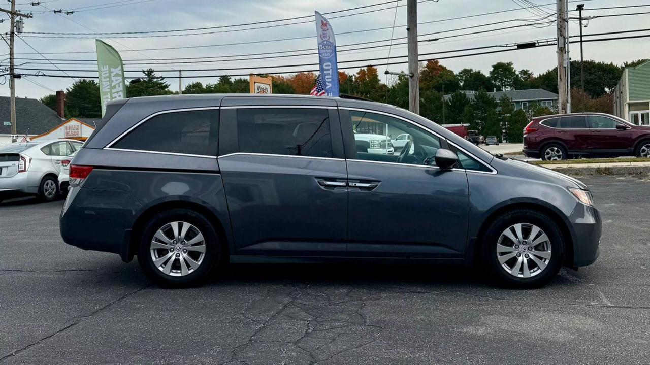 2016 Honda Odyssey EX-L photo 15