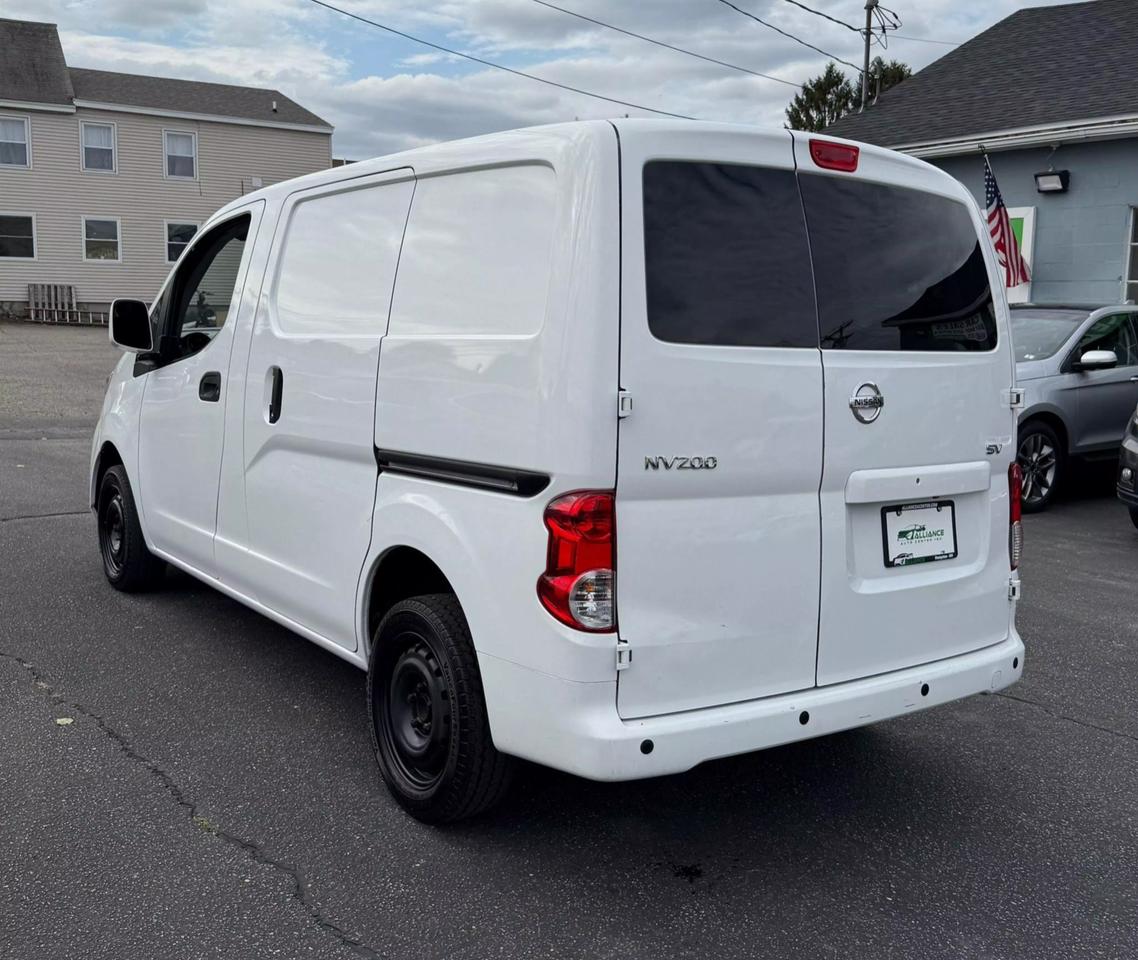 2020 Nissan NV200 SV photo 7